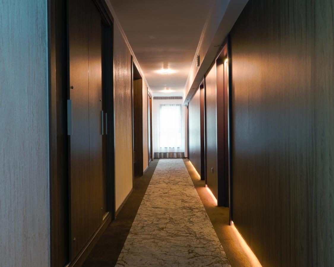 Hotel Bloom Caciulata Zewnętrze zdjęcie